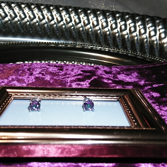 💖NEW FIRE TOPAZ STUD EARRINGS - Picture 2 of 7